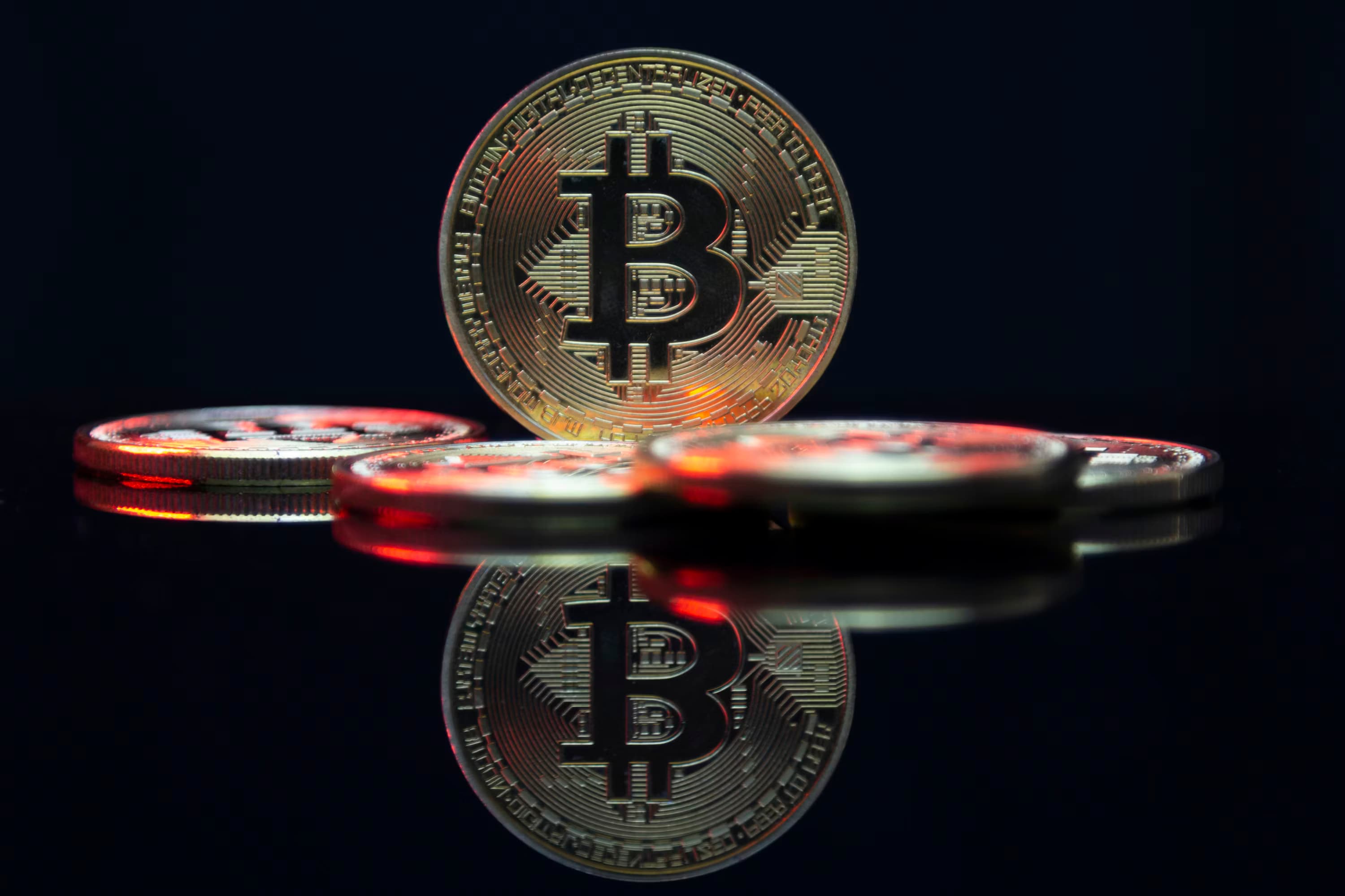 Analyst Who Called Bitcoin’s Top Correctly Now Predicting The Bottom