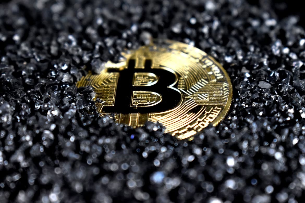 Bitcoin Supply Shock: 100,000 BTC Vanish From Exchanges In Under 90 Days