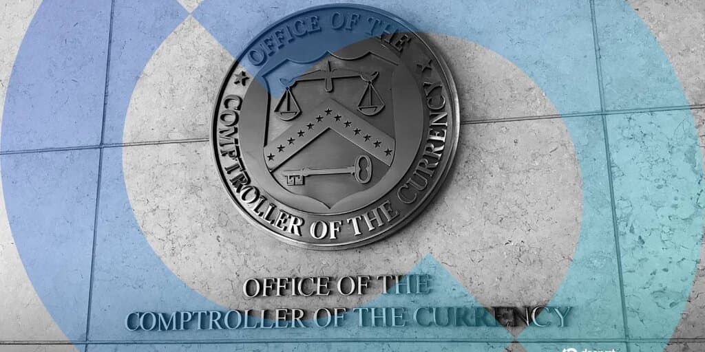 Crypto Industry Fights Senator Warren's Claim That Coinbase, Ripple Bank Charter Approvals Are Illegal