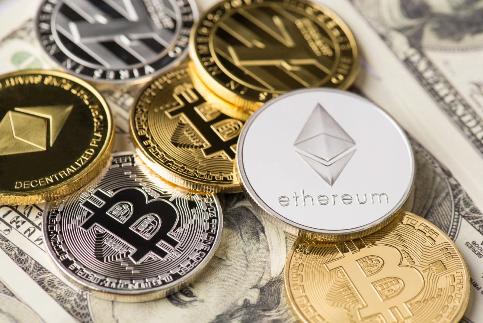 Hyperliquid (HYPE), XRP, Toncoin (TON), Ethereum (ETH), Shiba Inu (SHIB) Price Analysis for May 16: Chances of Explosive Recovery Emerge