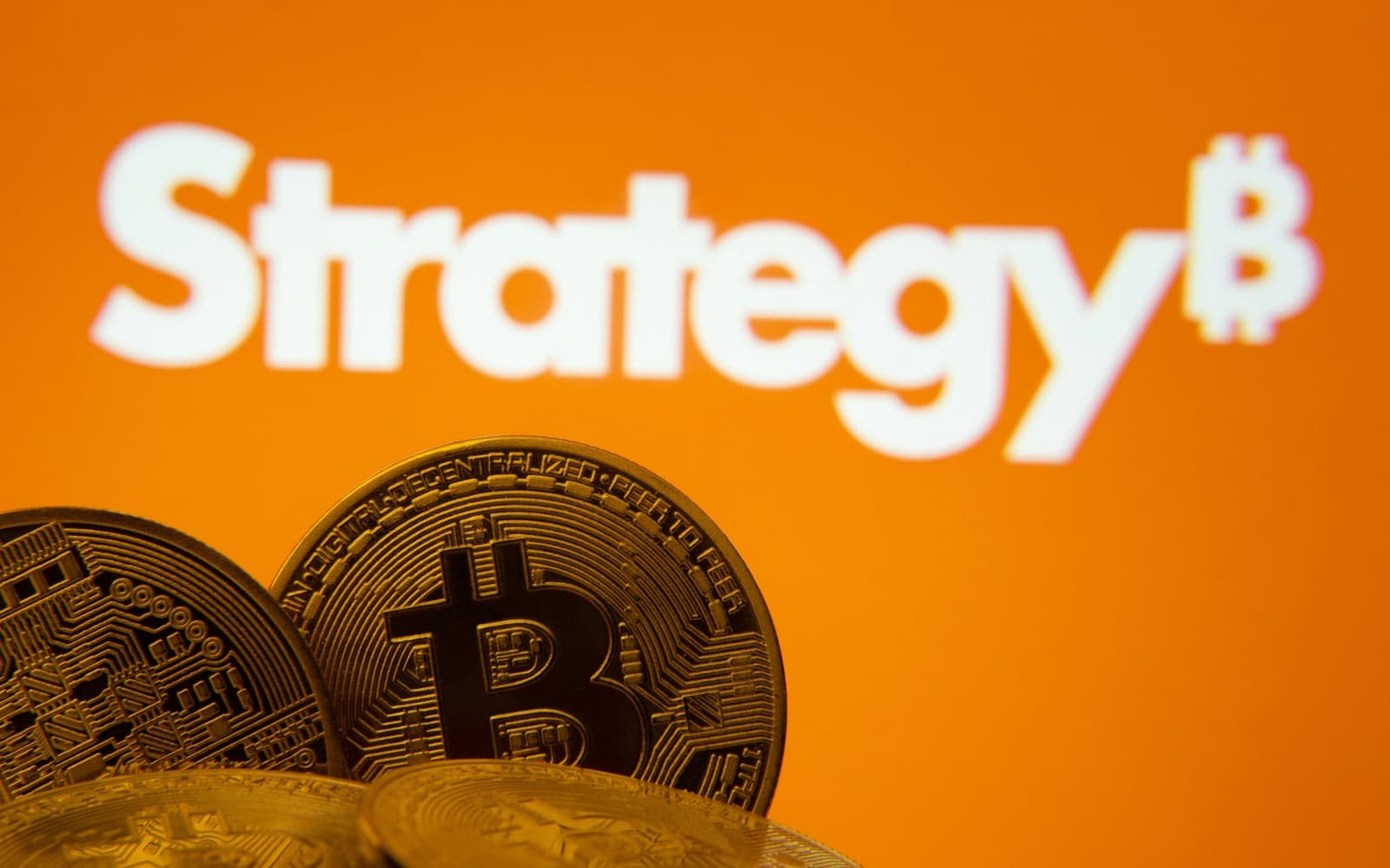 Back to $100: Saylor's 'Money Printer' Restarts Bitcoin Buys With a New Rule